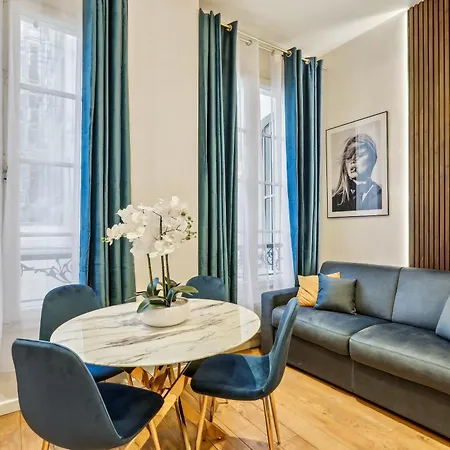 Prime Location - Orsay - Chic Paris